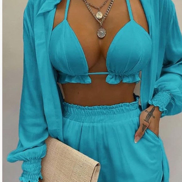 Beautiful turquoise, three piece short outfit! - Picture 2 of 4